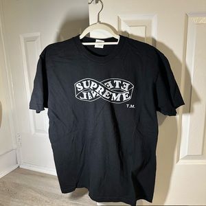 Supreme t shirt black